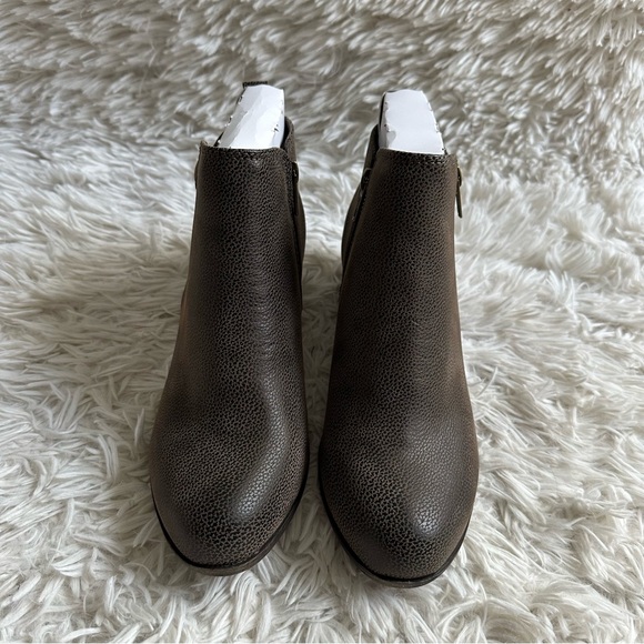 Cushionaire Dual Zipper Dolly Bootie Brown New In Box Size 8 - Picture 2 of 7